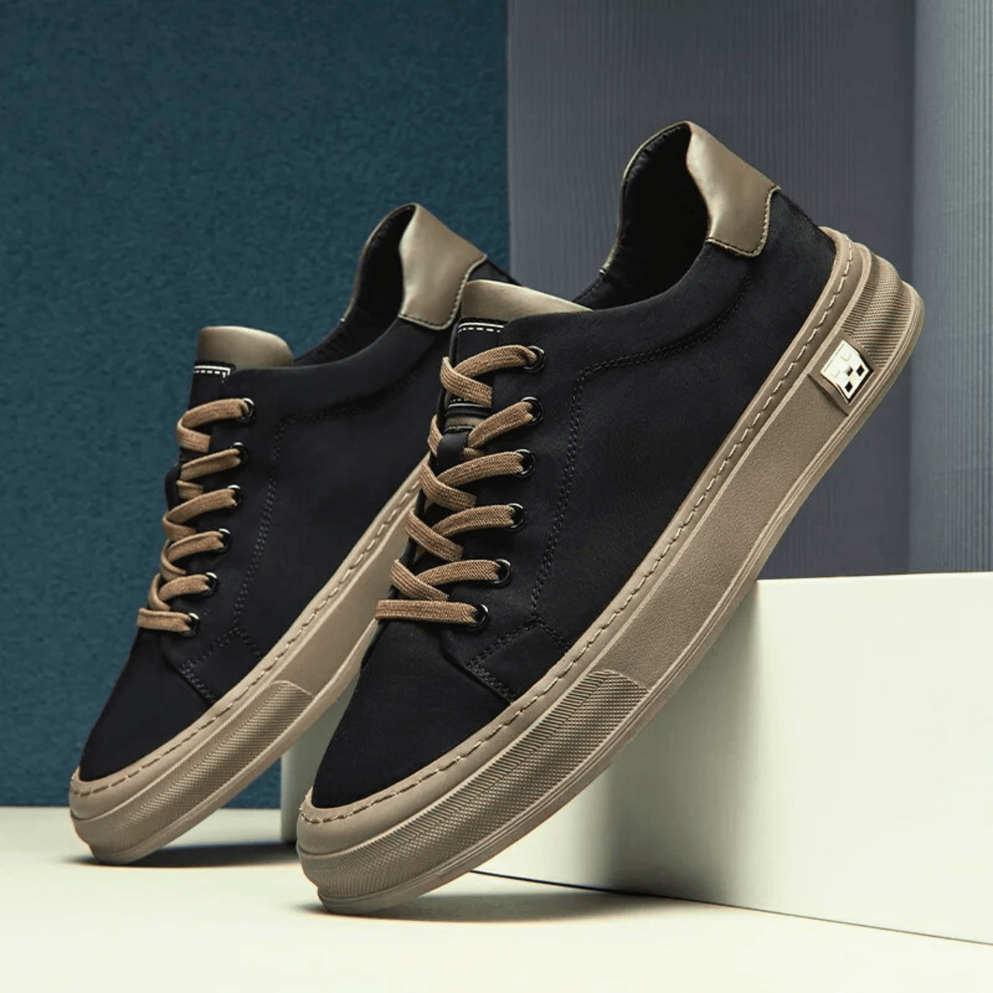 Sevanno | Men’s Canvas Sneakers